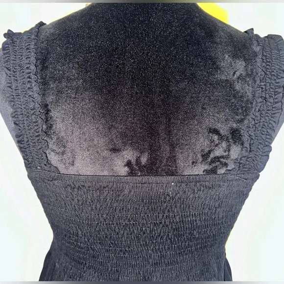 🆓Lot of 2 Good Luck Gem Tank Tops🆓 - Picture 10 of 12